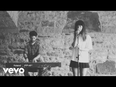 Foxes - Glorious (Acoustic)