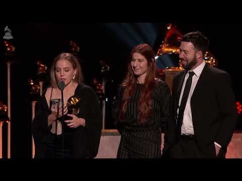 DOECHII Wins BEST MUSIC VIDEO For "ANXIETY" | 2026 GRAMMYs Acceptance Speech