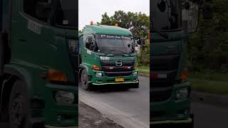 Download lagu TRUK BESAR PANJANG MUATAN BERAT SEDANG MELINTAS DI JALAN #truck #work #shorts mp3 Download lagu TRUK BESAR PANJANG MUATAN BERAT SEDANG MELINTAS DI JALAN #truck #work #shorts mp3