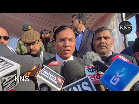 Sports are reshaping Jammu and Kashmir’s narrative, empowering youth, boosting confidence, and driving development. Gulmarg can emerge as a global winter sports hub through sustained infrastructure, events, and participation nationwide: Union Sports Minister #mansukhmandviya in Gulmarg.