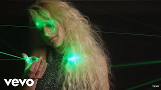 Jillee Parker - Gold