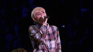 Miley Cyrus - Rooting For My Baby (Live at the Bangerz Tour)