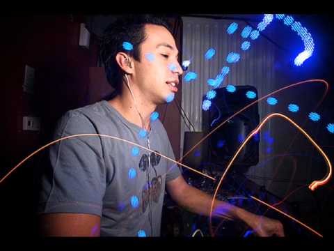Afrojack Vs. Radioclit Vs. Armand van Helden - I Want Your Divine Control (Laidback Luke Mash Up)