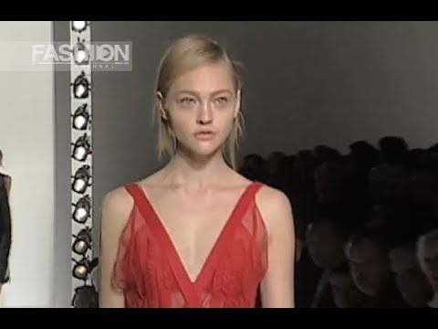 CALVIN KLEIN Fall Winter 2006 2007 New York - Fashion Channel