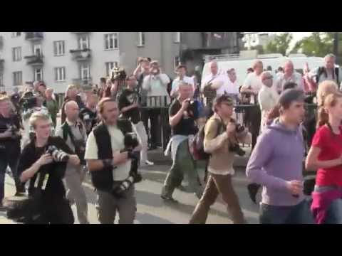 Przed meczem Polska-Rosja 12.06.2012 zamieszki Warszawa Euro 2012