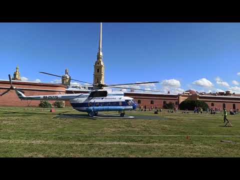Вертолет Ми-8 взлетает с площадки Петропавловская крепость 'Балтийские авиалинии' | Санкт-Петербург