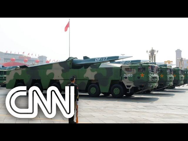 Ministro da Defesa japonês diz que 5 mísseis da China caíram no mar do Japão | CNN 360°