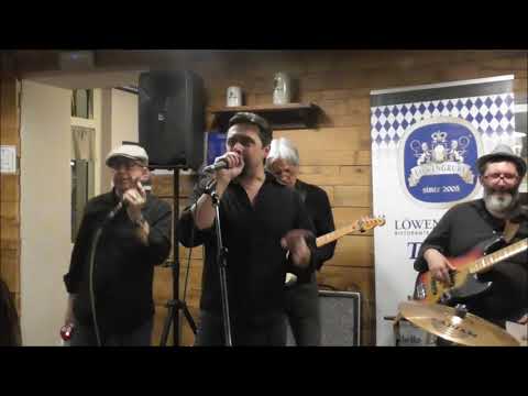 Locale Lowengrube bis finali del concerto dei BluesCreen