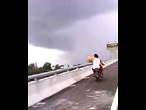 สะพานศรีสุราษฎร์