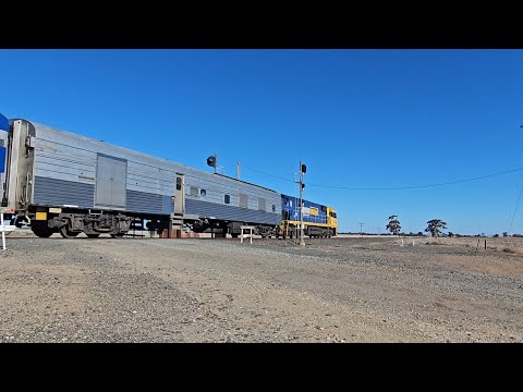 2MA8 down JBRE The Overland (NR106, 6V), Melbourne to Adelaide, 1305, 23/6/25, Dooen VIC.