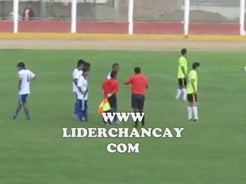 CHANCAY: Rosa Aurora 0 - 2001 de Chancayllo 2, entrevistas jugador - DT 2001, fecha 6