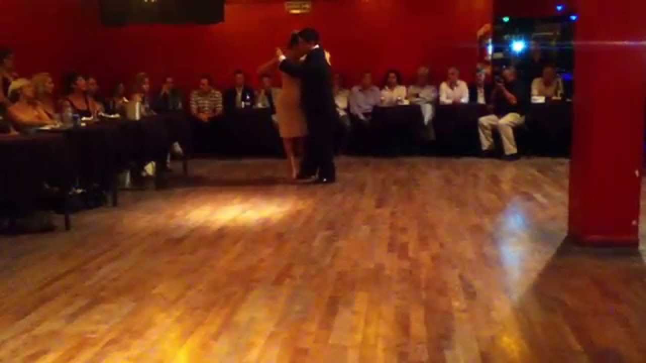 Bailaron Noelia Hurtado & Carlos Espinoza, en la milonga El Beso de los domingos. Part.1 - 01/03/15