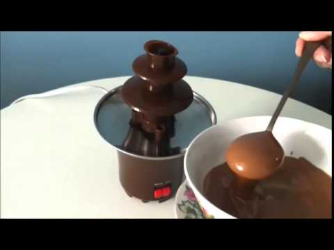 Electric chocolate fountain machine