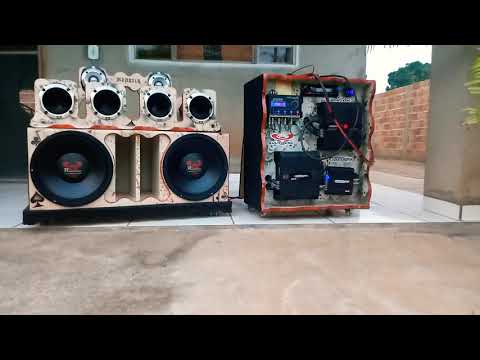 ultravox 1500 RMS  tocando no volume 7 com sd3000