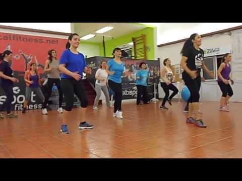 ZUMBA - Tina Turner - Proud Mary