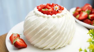 컵 계량 딸기 생크림 케이크 이런 생일 케이크는 어떠세요? Strawberry Whipped Cream Cake 쫀쫀한 우유 상티 크림의 비밀
