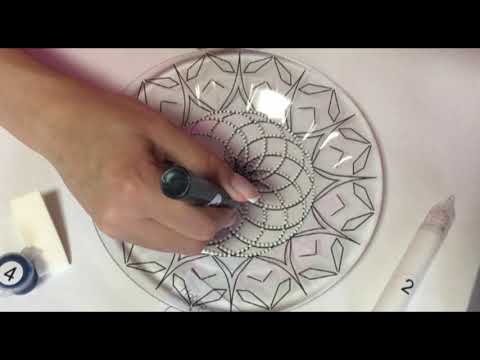 Как расписать тарелку в точечной технике | NESTbase Black Plate и Dark Blue Plate