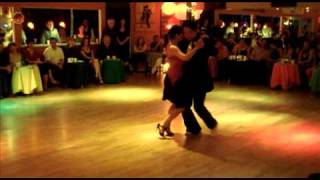 Meng Wang and Chie Yoshi performing tango "No Mientas"