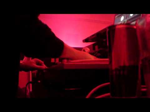 DJ ADAM 12 - THE CHASE! - LIVE @ BANANA SPLIT 5.3.09