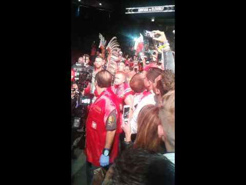 Fonfara vs Cleverly the entrance