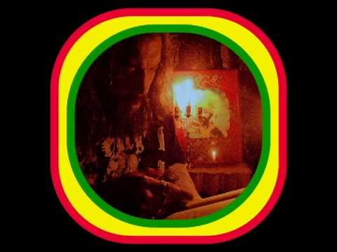 "K.T."+ SENNID -"IT A GWAAN RED!!"