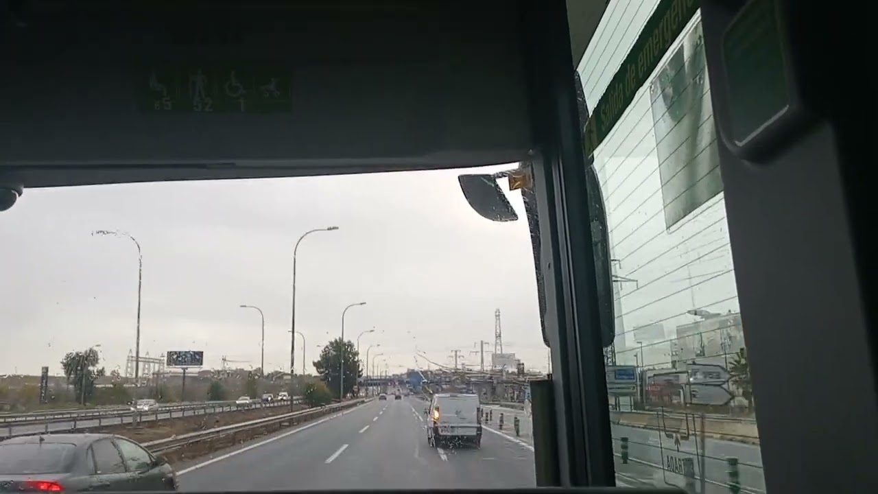 [Interurbanos Madrid] Línea 824 | Madrid (Aeropuerto T2) - Alcalá de Henares (Vía Complutense)