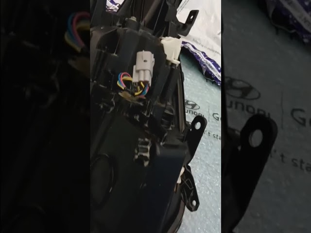 شمعة نور وكالة جهة السائق تويوتا كامري 2021 2024