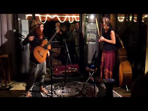 1/6 HuRaban Duo - musica del mundo - Live on Isla de la Gomera, Canary Islands