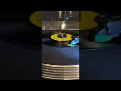 Sakota  Nairobi 45 -KAKA JAZZ BAND Salumu Baba Taifa (Swahili)