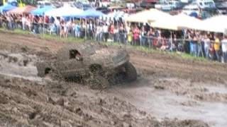 DEEP MUD MONSTER 4x4 Mud Trucks Barnyard Boggers at Wallington Bog & Grog 9/11
