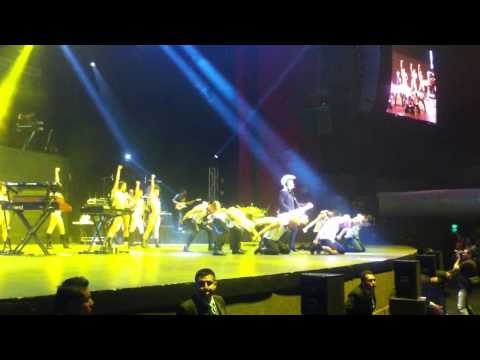 Match Moenia y Sentidos Opuestos - Eternamente (Auditorio Nacional 2013)