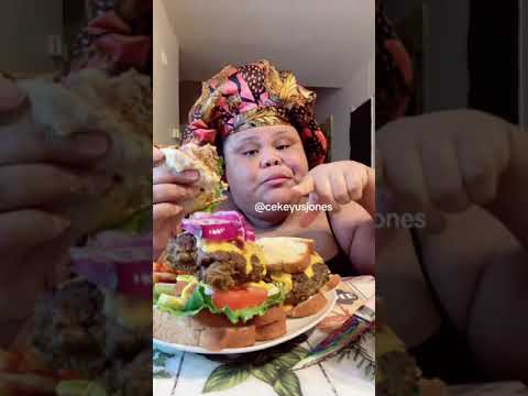 Hey y'all Lets Eat Today homemade burgers and fries | Cekeyus Jones