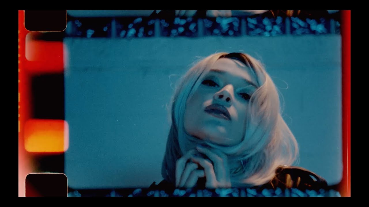 Lolo Zouaï — Blue