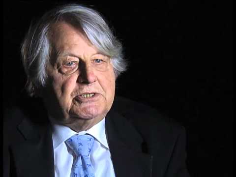 Wolfgang Leonhard: Ausbildung in der Moskauer Liebknecht-Schule