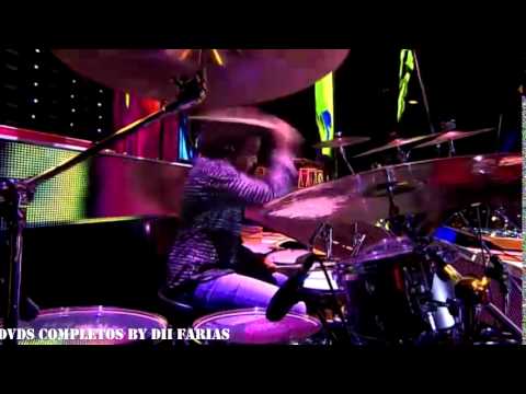 Copos e Garrafas- Lucas Lucco