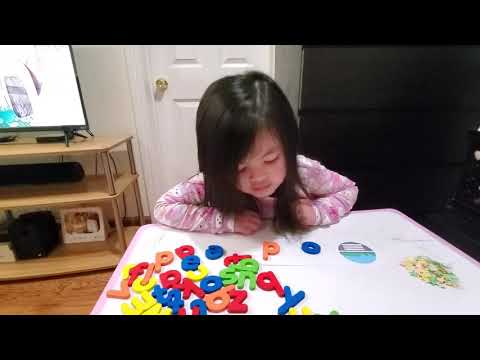 Bella Play spelling games