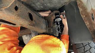 07-13 Chevy Avalanche(truck) shock replacement