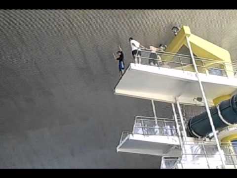 Hakim in Der Alsterschwimmhalle 3/3