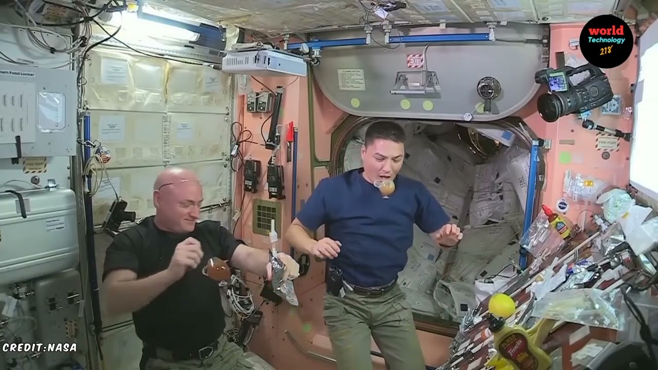 zero gravity coffee cup | space coffee mug | zero gravity plane