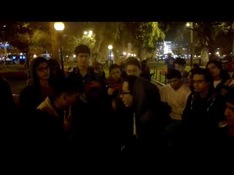 Combat de rap "freestyle" al Parc Kennedy de Miraflores, Lima, Perú. 2a part.