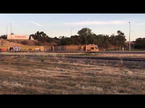 Aurizon Rail Grinder passing MPC 28/11/17