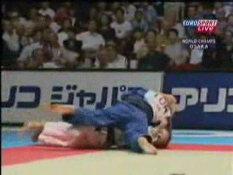 Judo 2003 Osaka Sensoy (TUR) - Matijass (GER) [48kg]