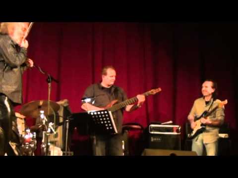 KRZAK (4 BASY) - LAKIS (w / ANTHIMOS APOSTOLIS)