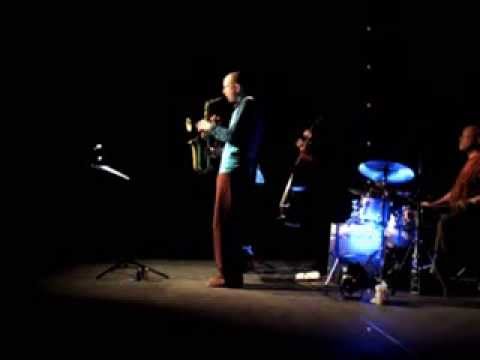 Piotr Wojtasik quartet plays farquhar