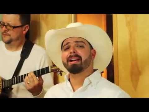 Cuatro Favores.   Miguelito Diaz & Nacho