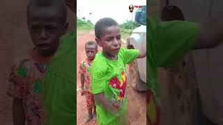 Download lagu Tangis Haru Anak Papua Melepas Kepulangan Satgas TNI AD mp3