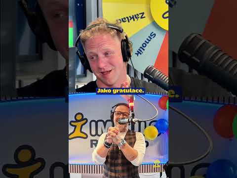 Tomáš Klus se rozplakal během narozeninového přání od Honzy Nedvěda