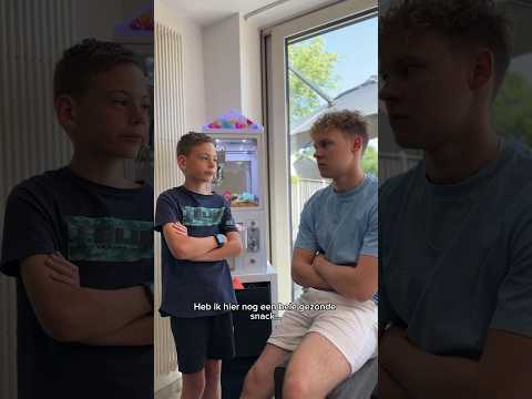 Snoepjes pakken ging niet zoals gepland 🍭 Wat is jullie lievelings snoep? 🥰