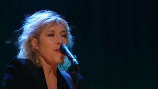 &#39;Factory&#39; - Martha Wainwright | The Late Late Show | RTÉ One