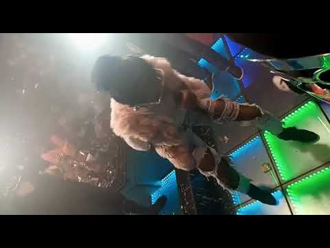 Recky Dasha - Hard Times (Live Performance)